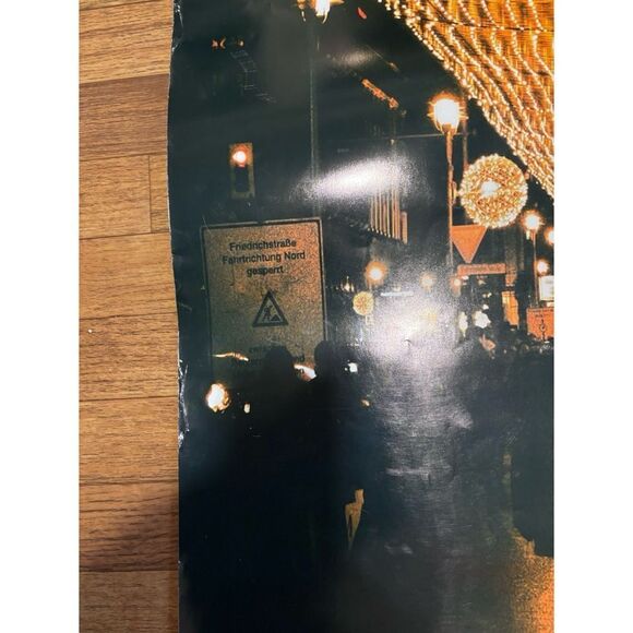 Gucci At Night Print /Wall Print / Large Photograph/ No Frame - Picture 4 of 4